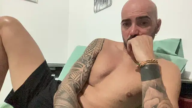 Snapshot of alessandromori91 chatting on September 2025 08:08:01 PM alessandromori91 online show from September 2025 08:08:01 PM