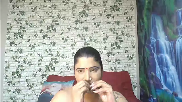 Snapshot of XIndianintimacy chatting on March 2025 12:00:01 AM XIndianintimacy online show from March 2025 12:00:01 AM