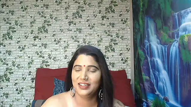 Snapshot of XIndianintimacy chatting on March 2025 06:32:01 PM XIndianintimacy online show from March 2025 06:32:01 PM