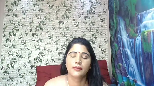 Snapshot of XIndianintimacy chatting on March 2025 01:43:02 AM XIndianintimacy online show from March 2025 01:43:02 AM