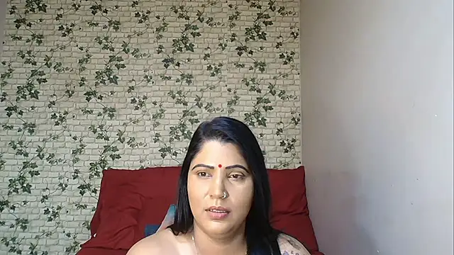 Snapshot of XIndianintimacy chatting on September 2025 07:47:01 PM XIndianintimacy online show from September 2025 07:47:01 PM