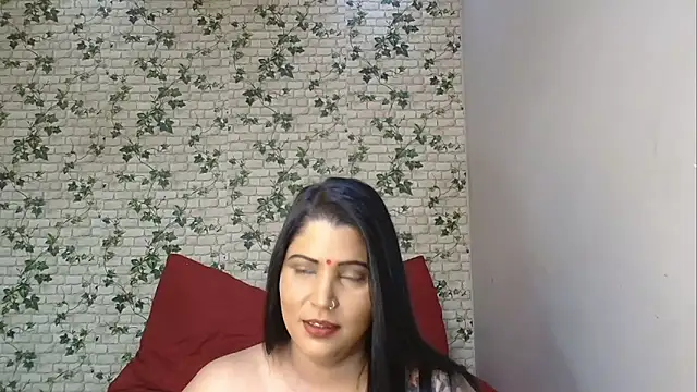 Snapshot of XIndianintimacy chatting on October 2025 07:21:01 PM XIndianintimacy online show from October 2025 07:21:01 PM