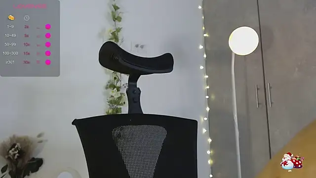 pauliCarter online show from February 2026 07:51:02 PM