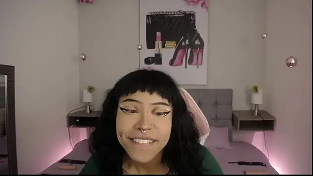 Violetta Suky online show from January 2025 01:28:01 PM