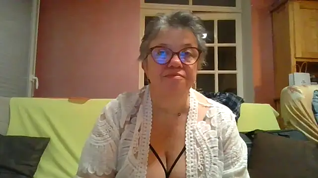 Vandeae44 online show from March 2026 08:46:02 PM