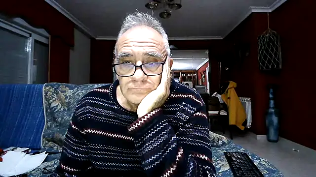 maduroguapo online show from November 2025 10:01:01 PM