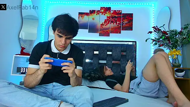 Alex and Fabian online show from January 2025 10:02:01 PM