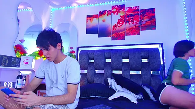 Alex and Fabian online show from September 2025 07:58:02 PM