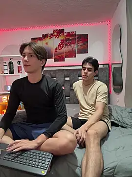 Snapshot of Alex_and_Fabian chatting on May 2026 02:38:01 AM Alex and Fabian online show from May 2026 02:38:01 AM