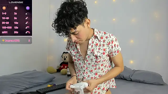 Benjamin Buster online show from December 2024 09:15:01 PM