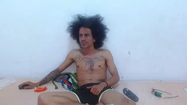 Snapshot of damian_bottom_bigcock chatting on January 2025 11:29:01 PM damian bottom bigcock online show from January 2025 11:29:01 PM