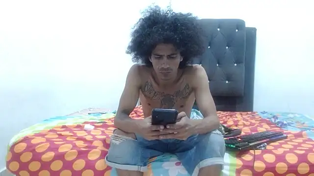 Snapshot of damian_bottom_bigcock chatting on January 2025 11:50:01 PM damian bottom bigcock online show from January 2025 11:50:01 PM