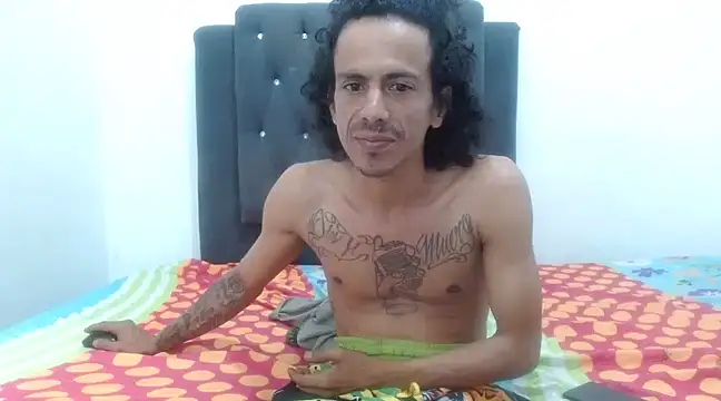 Snapshot of damian_bottom_bigcock chatting on February 2025 07:23:02 PM damian bottom bigcock online show from February 2025 07:23:02 PM