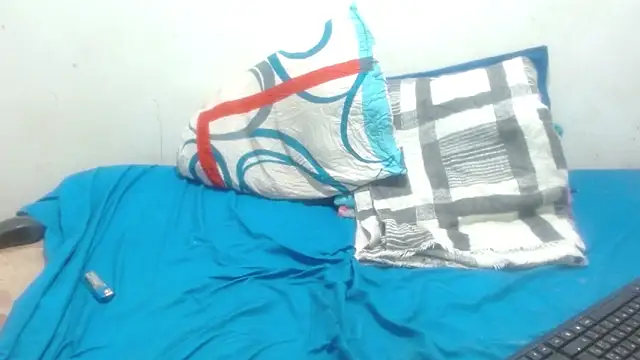 Snapshot of damian_bottom_bigcock chatting on October 2025 11:10:02 PM damian bottom bigcock online show from October 2025 11:10:02 PM