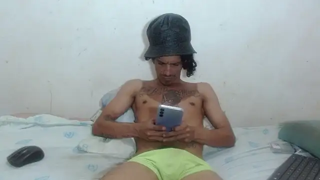 Snapshot of damian_bottom_bigcock chatting on November 2025 02:25:01 AM damian bottom bigcock online show from November 2025 02:25:01 AM