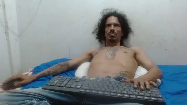 Snapshot of damian_bottom_bigcock chatting on December 2025 11:33:02 PM damian bottom bigcock online show from December 2025 11:33:02 PM