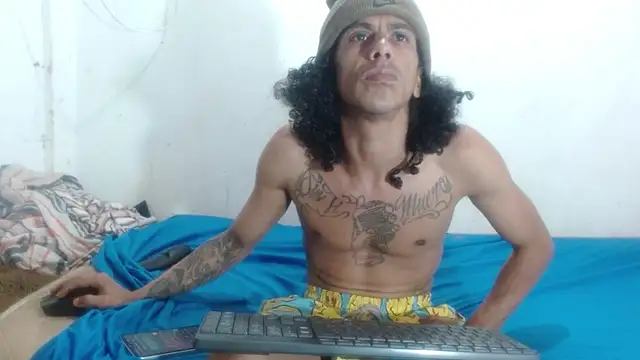 Snapshot of damian_bottom_bigcock chatting on January 2026 01:36:01 PM damian bottom bigcock online show from January 2026 01:36:01 PM