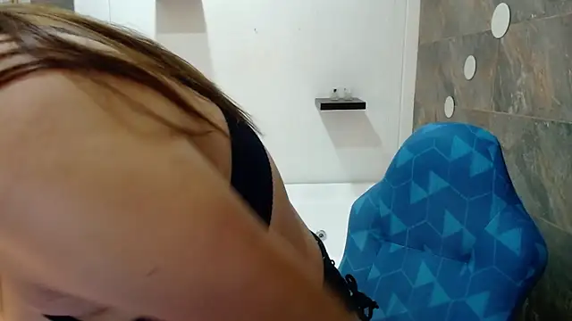 Heidy Wells online show from March 2026 12:18:01 PM