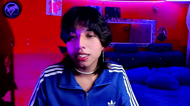 Snapshot of AnggelONfiree chatting on January 2025 02:20:02 AM AnggelONfiree online show from January 2025 02:20:02 AM