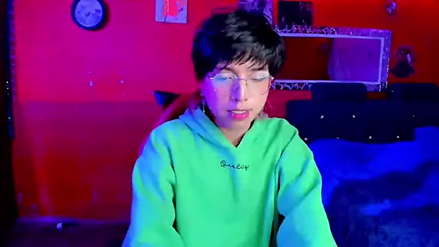 Snapshot of AnggelONfiree chatting on March 2025 11:35:02 PM AnggelONfiree online show from March 2025 11:35:02 PM