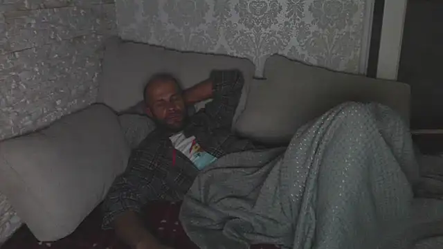 Snapshot of Zbochunec chatting on September 2025 10:00:01 PM Zbochunec online show from September 2025 10:00:01 PM