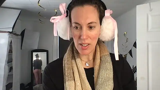 BonfireBonnie online show from February 2025 02:13:02 PM