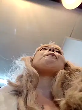 madelaine- online show from March 2025 10:55:02 PM