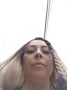 madelaine- online show from October 2025 07:54:02 PM