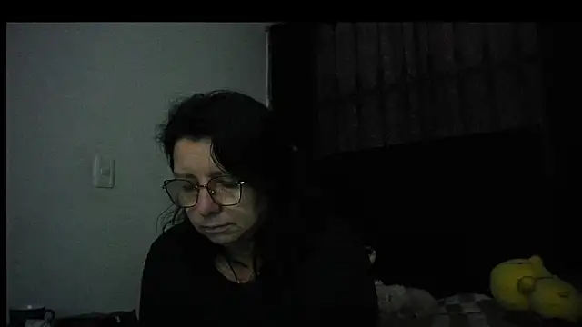 Evaaross 2345 online show from December 2025 11:17:01 AM