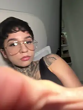 AliceShazaham  online show from March 2026 05:02:02 AM