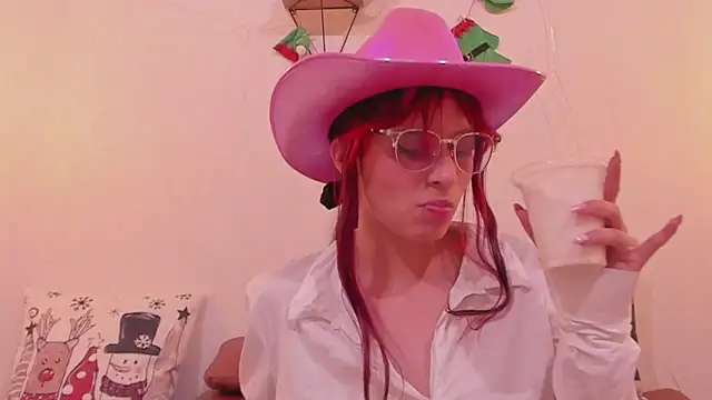 RedMeloddy online show from December 2024 07:24:02 PM