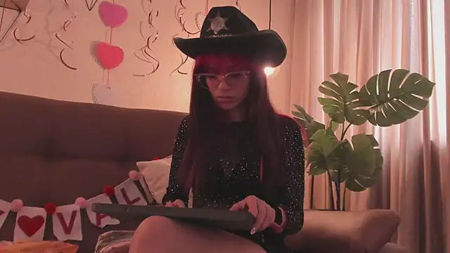 RedMeloddy online show from February 2025 07:33:02 PM