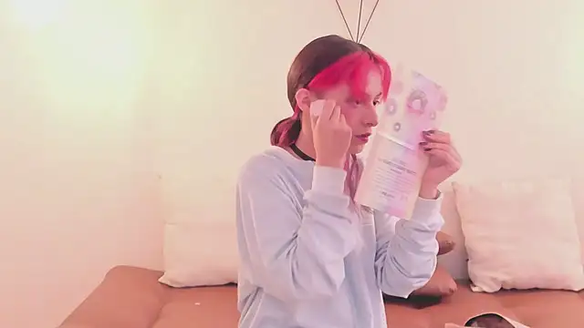 RedMeloddy online show from March 2025 07:17:02 PM