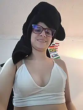 RedMeloddy online show from July 2026 08:48:01 PM