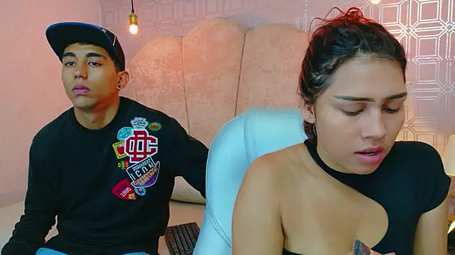 Annyeli online show from November 2025 12:07:02 PM