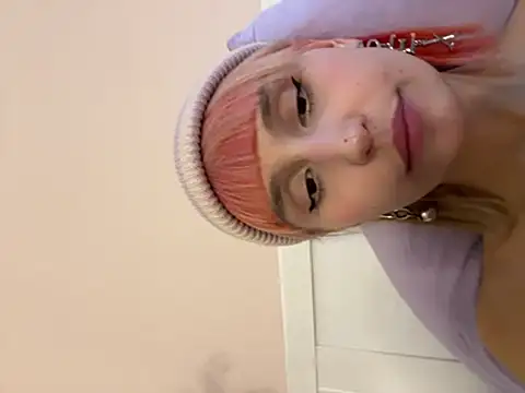 bigbabykiki online show from March 2025 01:07:02 PM