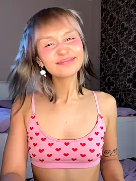 bigbabykiki online show from December 2025 06:59:01 PM