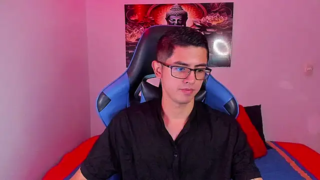 Ethan Sai    online show from November 2025 01:10:01 PM