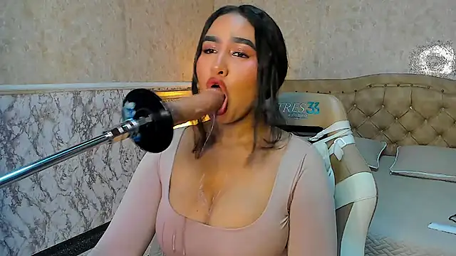 cute mia23 online show from May 2026 05:39:01 PM