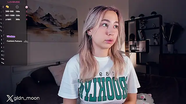 Snapshot of EternalLiberty chatting on January 2025 02:52:01 AM EternalLiberty online show from January 2025 02:52:01 AM