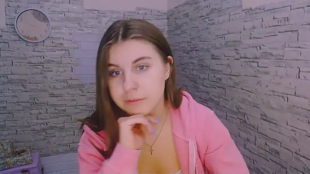 Sweet Doll Luna online show from December 2024 09:13:02 PM