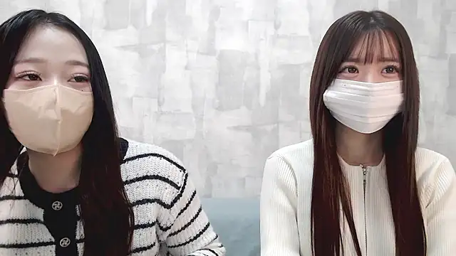 LOVE MOMO LOVE online show from September 2025 10:26:01 AM