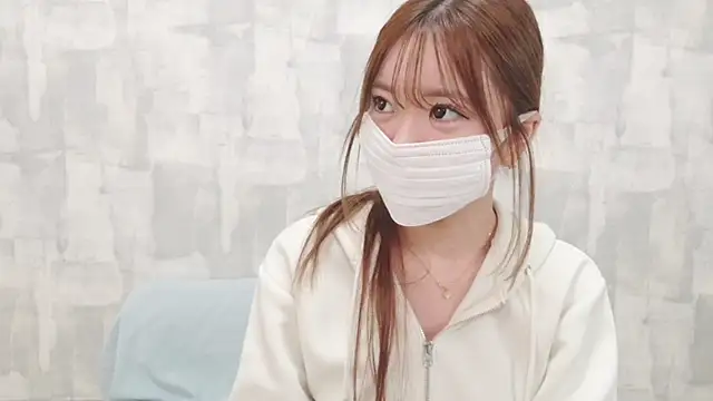 Snapshot of LOVE_MOMO_LOVE chatting on July 2026 11:28:01 AM LOVE MOMO LOVE online show from July 2026 11:28:01 AM