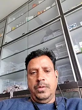 Snapshot of Raj1043 chatting on May 2026 07:17:01 AM Raj1043 online show from May 2026 07:17:01 AM