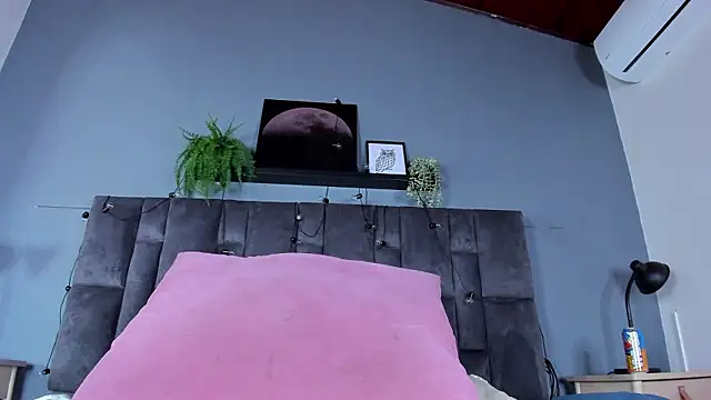 DulceAurora   online show from March 2026 03:03:02 AM