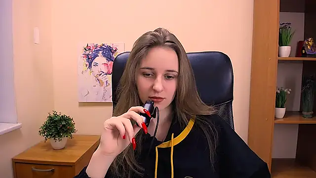  Nicole new online show from January 2025 12:15:01 PM