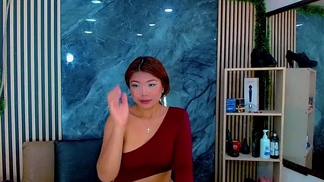 Isalombardi online show from January 2026 07:11:01 PM