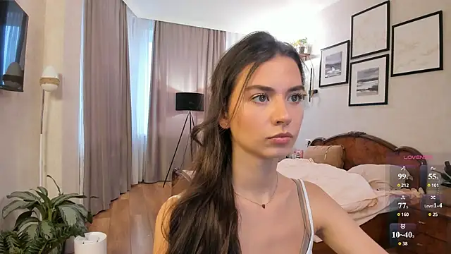 Snapshot of NicoleLuv chatting on June 2026 04:24:02 PM NicoleLuv online show from June 2026 04:24:02 PM