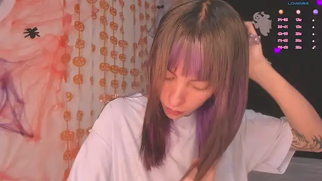 MiaGoth  online show from November 2025 02:22:02 AM