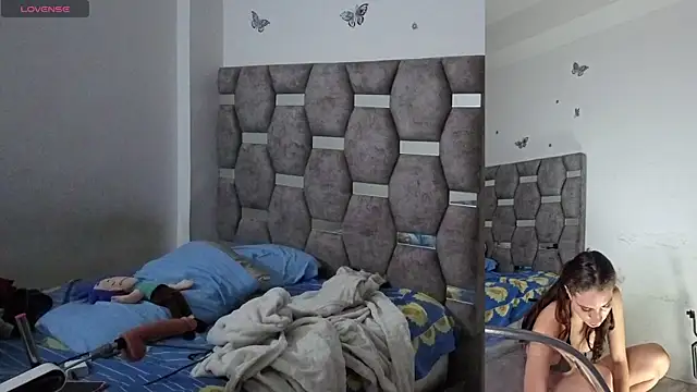 Snapshot of aurelialux chatting on February 2026 08:45:02 PM aurelialux online show from February 2026 08:45:02 PM